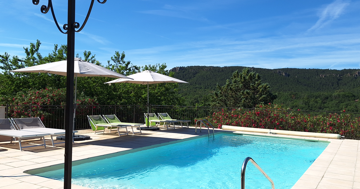 Au Relais Provencal in Bagnols-en-Forêt, France