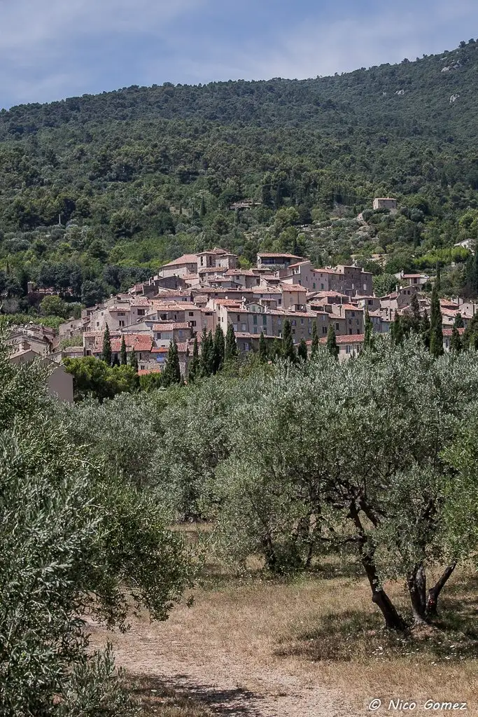 Visitez les 9 villages perch�s du Pays de Fayence